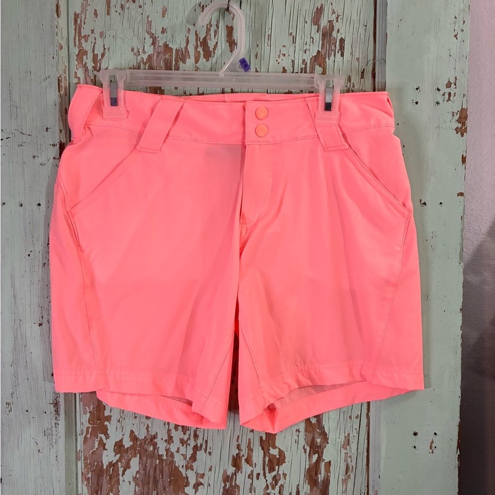 Women’s Columbia Sportswear pink shorts
